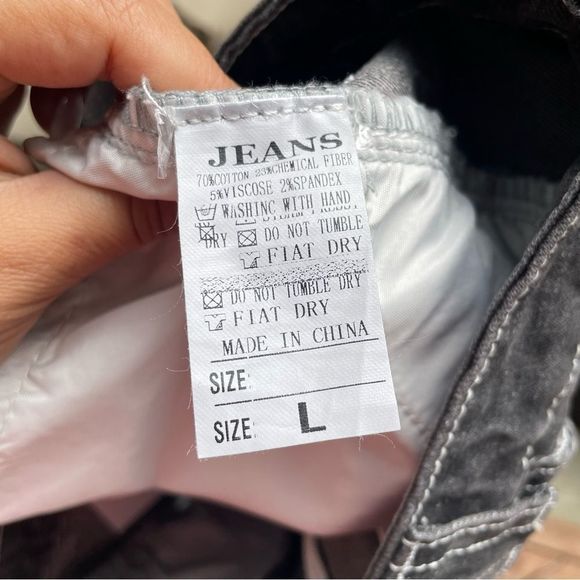 THEFREEYOGA NWT Black Denim White Stitch Cut Off Frayed Shorts - Picture 6 of 8